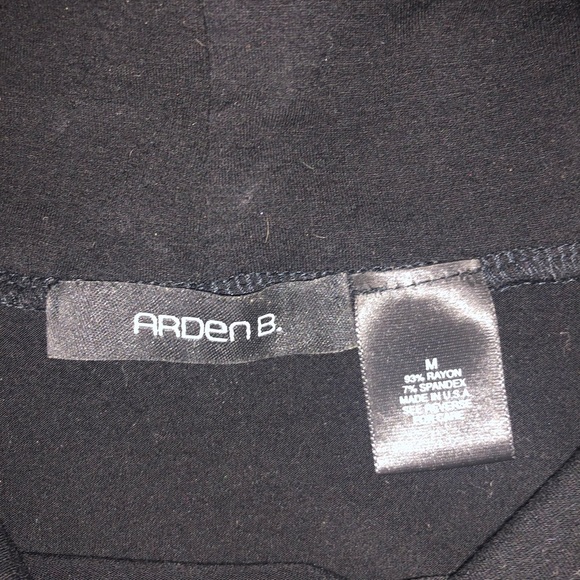 Black Arden B. Top with 3/4 Sleeves - Size M (EUC) - Picture 5 of 7